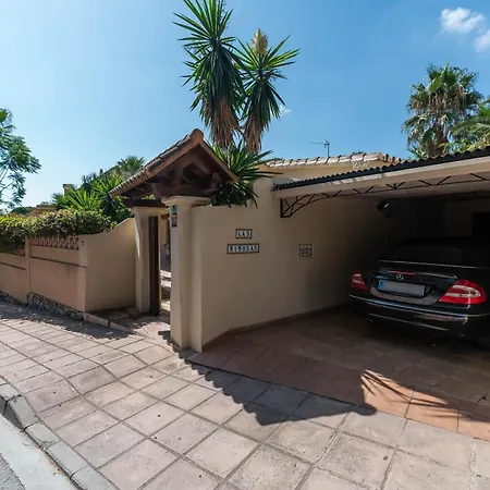 New Beachside With Private Pool * ماربيا