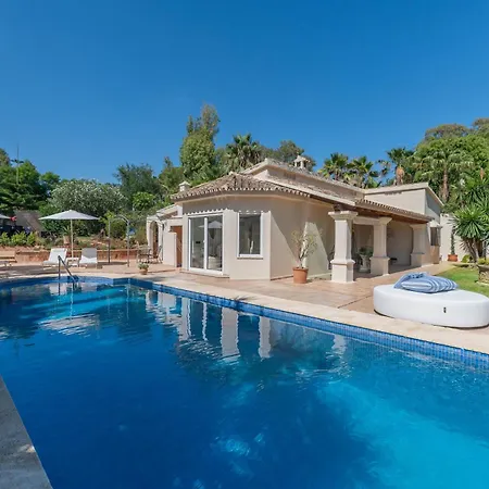 فيلة New Beachside With Private Pool ماربيا