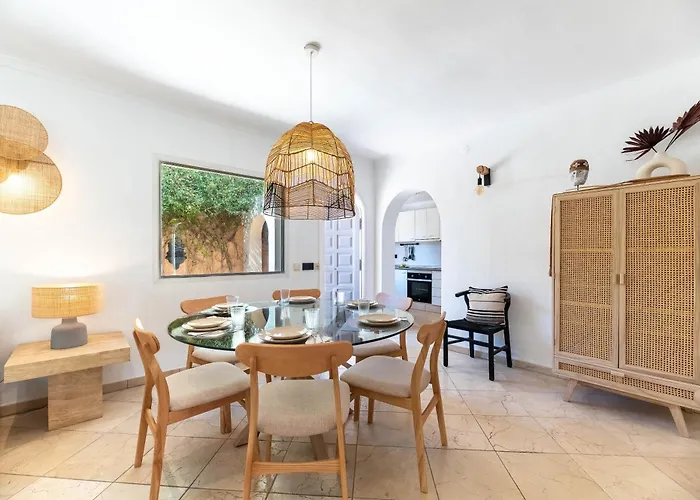 New Beachside With Private Pool فيلة *